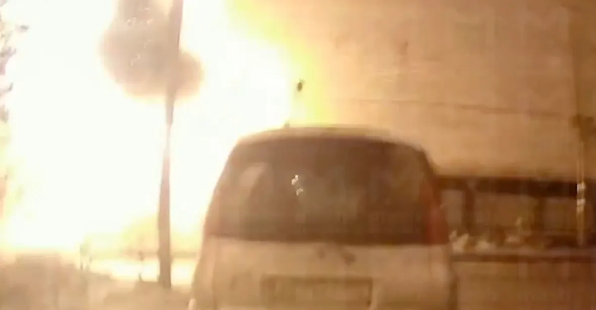 VIDEO: Petrohradem ráno otřásla exploze. Média hovoří o dronu