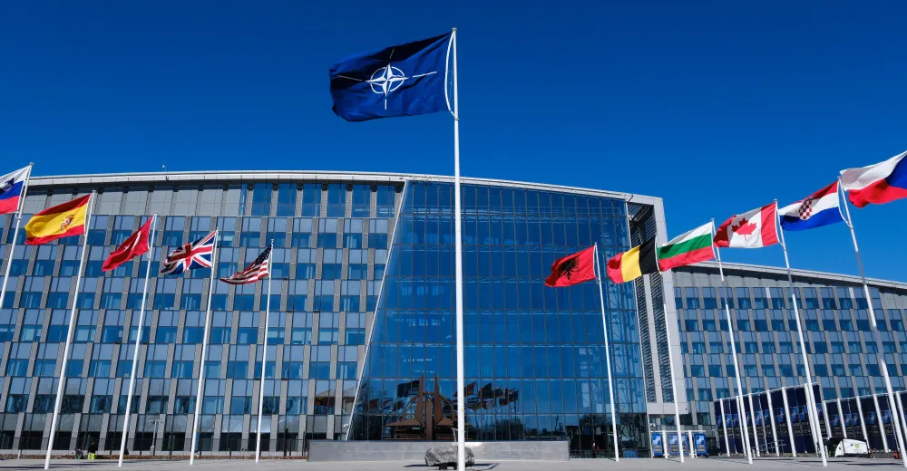 Východ Evropy nechce dalšího Nizozemce v čele NATO. „Jsme státy druhé kategorie?“