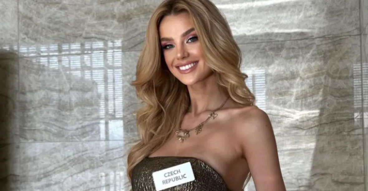 Češka Krystyna Pyszková zvítězila v soutěži Miss World v Bombaji