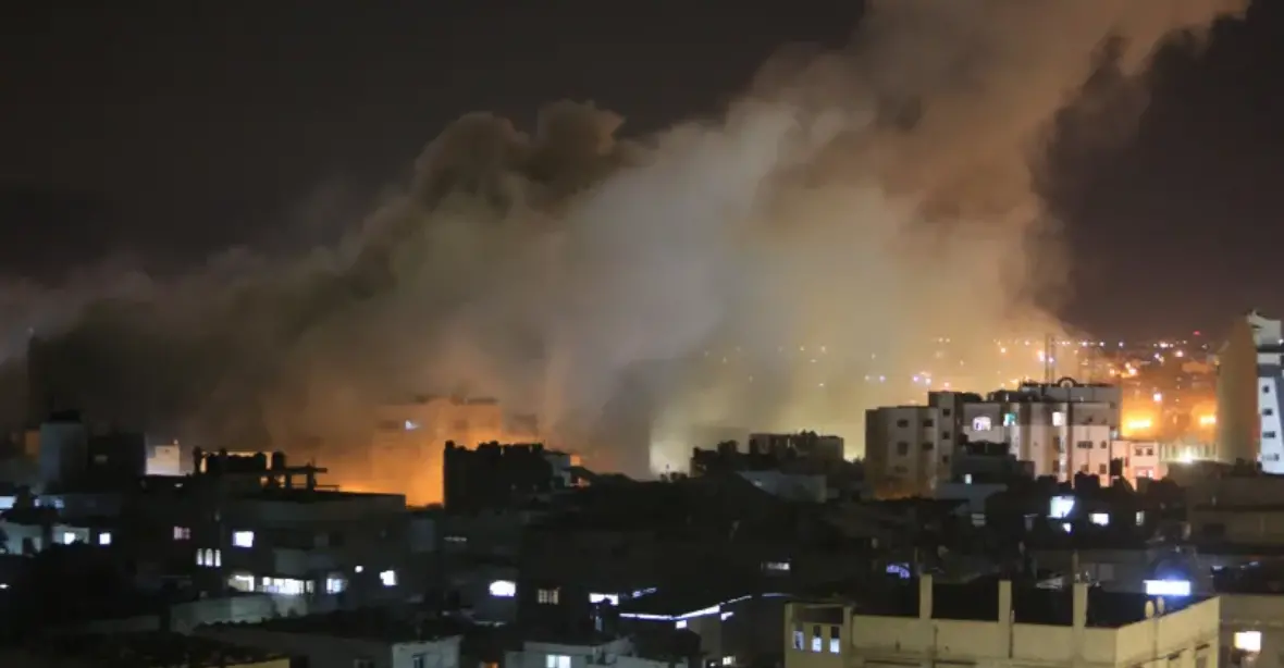 Vstoupit, či nevstoupit do Rafahu? Jakým tlakům čelí Izrael
